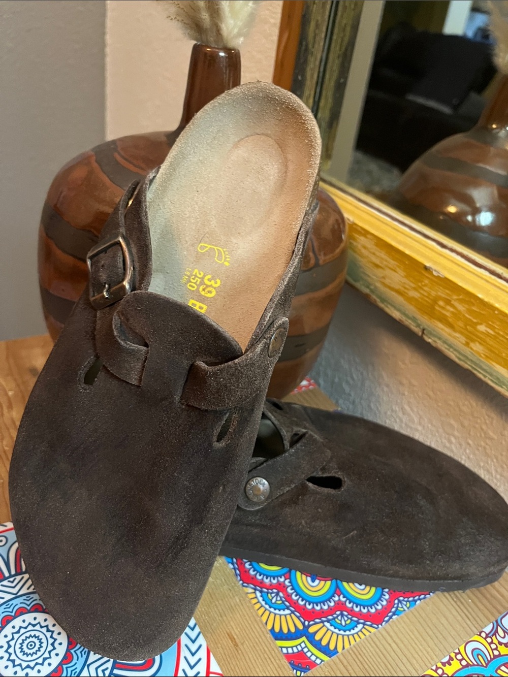 Birkenstock Unisex Dark Brown Suede Slip-On Clog M6 or W8 /EU 39